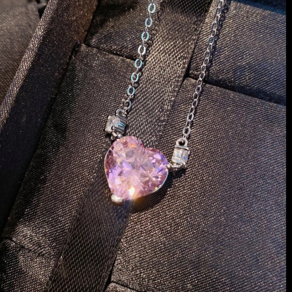 Jewelry - New, Heart Charm Necklace